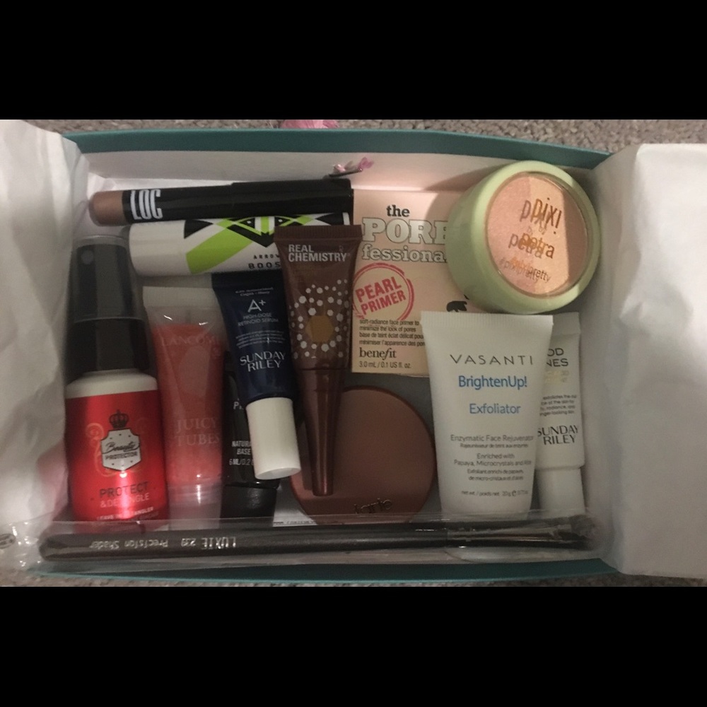 Sample size cosmetics from Birchbox and Ipsy (12)